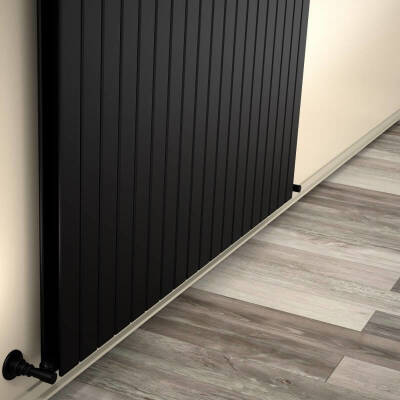 Tip 20V Dekoratif Radyatör 900x1402 Mat Siyah - 1