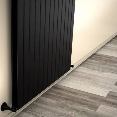 Tip 20V Dekoratif Radyatör 900x958 Mat Siyah - 1